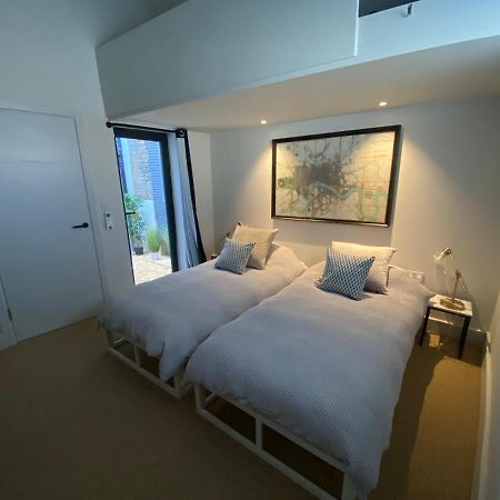 May Road, Stylish Townhouse Туикнем Экстерьер фото